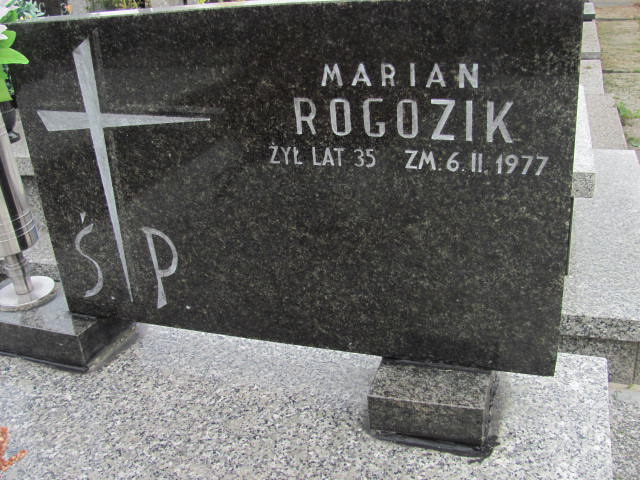Lucja Rogozik 1939 Kazimierza Wielka - Grobonet - Wyszukiwarka osób pochowanych